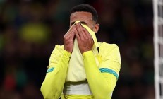 爱游戏网站-阿森纳战局堪忧，球队需迅速调整心态