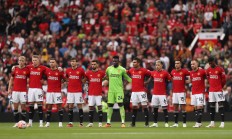 爱游戏app下载-狼队士气低迷，遭遇球队困境