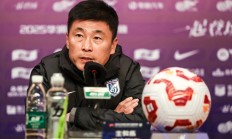 爱游戏平台-包含杭州绿城豪取主场胜利，振奋士气的词条