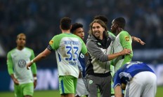 爱游戏注册-关于火拼终结！狼堡对决沙尔克谋求胜利的信息