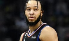 爵士再胜快船，米切尔限制莱昂纳德得分