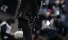 爱游戏视频-法兰克福球员坚信他们能在下一场比赛中胜出