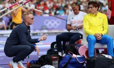 包含东京奥运男篮热身赛，法国队高歌猛进的词条