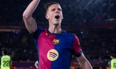 爱游戏教练-西班牙门将在欧洲联赛中挑战最佳救球手