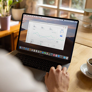 申花逼平建业，中超冠军争夺进入白热化！