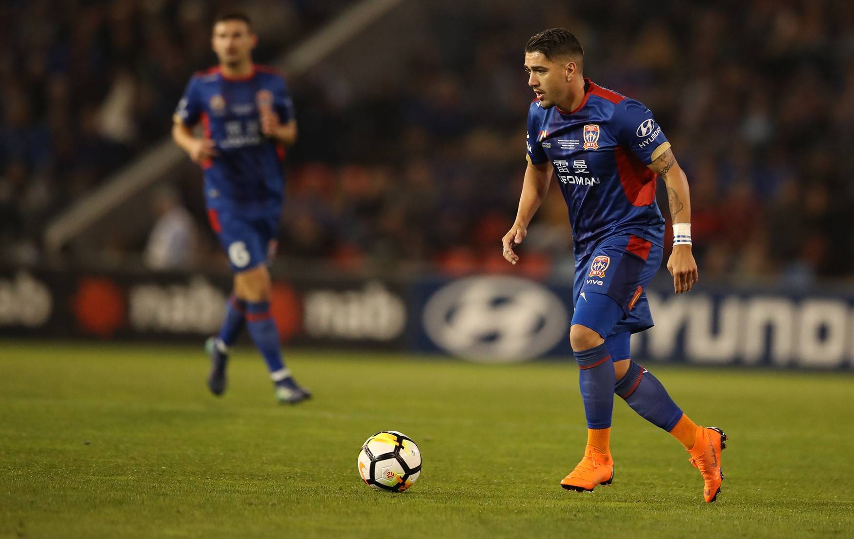 关于纽卡斯尔联客场大胜，提振球队士气的信息