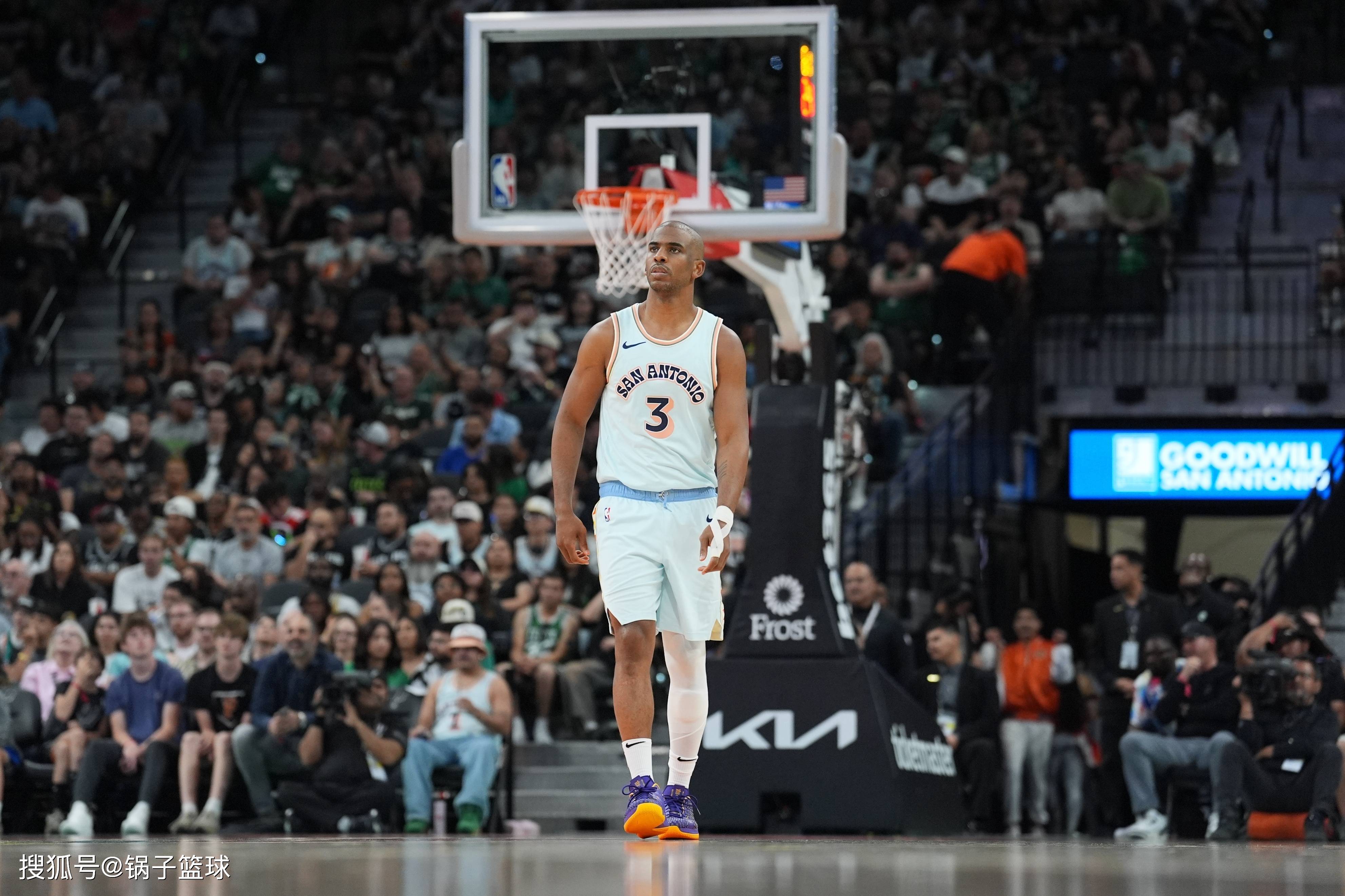 关于克里斯保罗强势驰援猛龙队，增强球队控场能力的信息