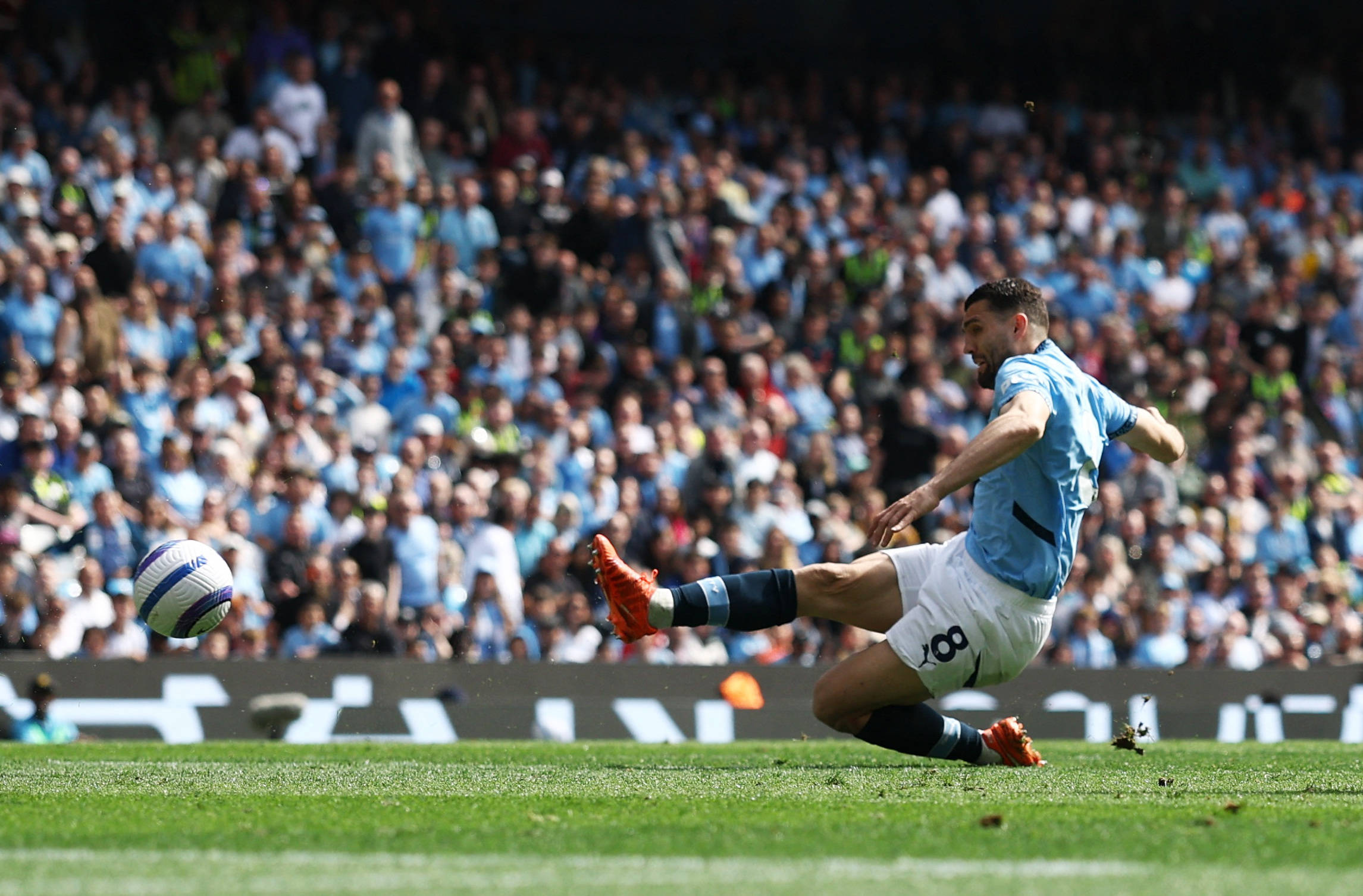 欧冠联赛中一支球队实现神奇逆转