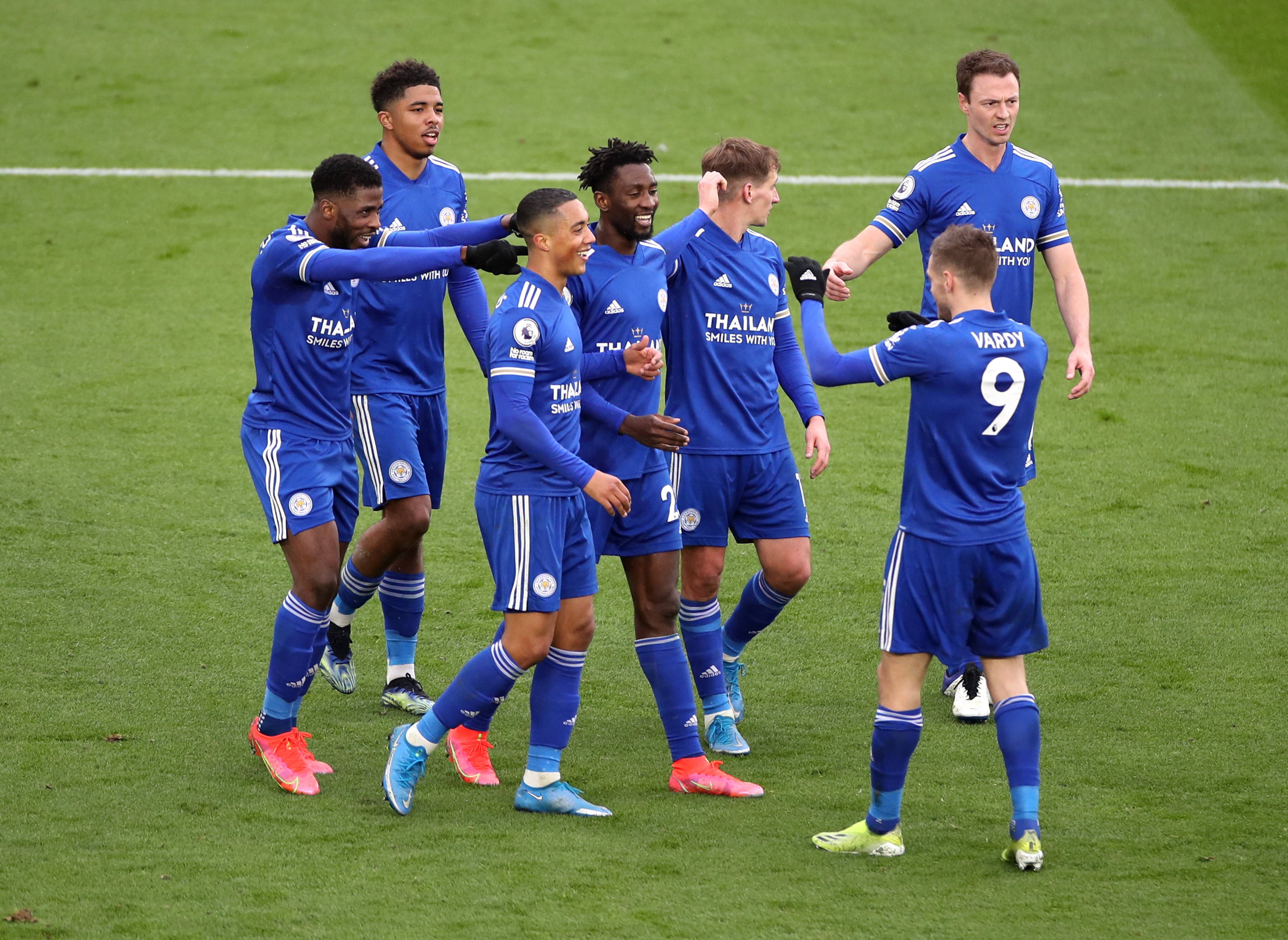 狼队客场失利,英超球队陷入低迷期的简单介绍 狼队客场失利,英超球队陷入低迷期的简单介绍