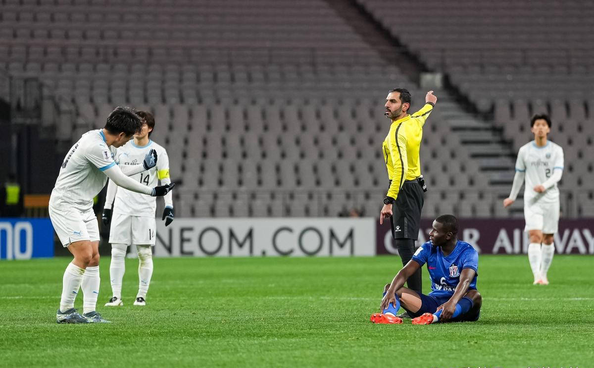 包含上海绿地申花遭遇困境，下轮需胜晋级的词条