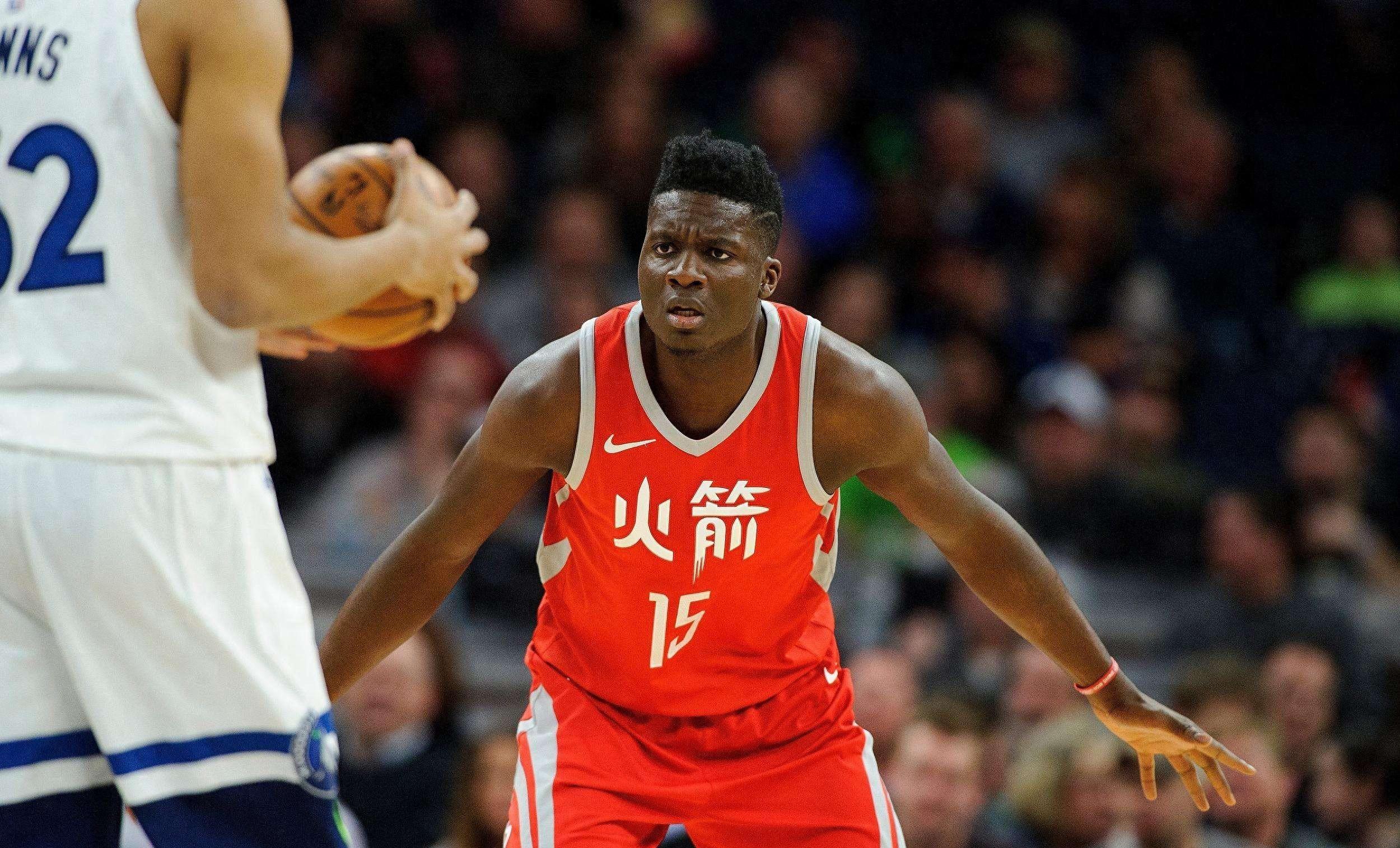 包含火箭主场难守，管理层或加强引援的词条