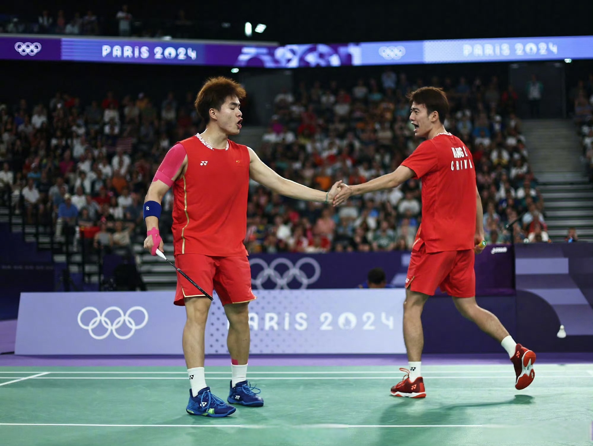 包含羽毛球男双决赛精彩演绎，选手实力强大的词条