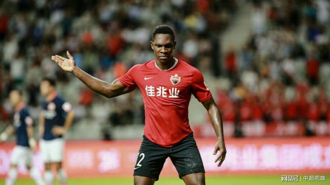 包含深圳佳兆业发挥稳定，稳步提升排名的词条