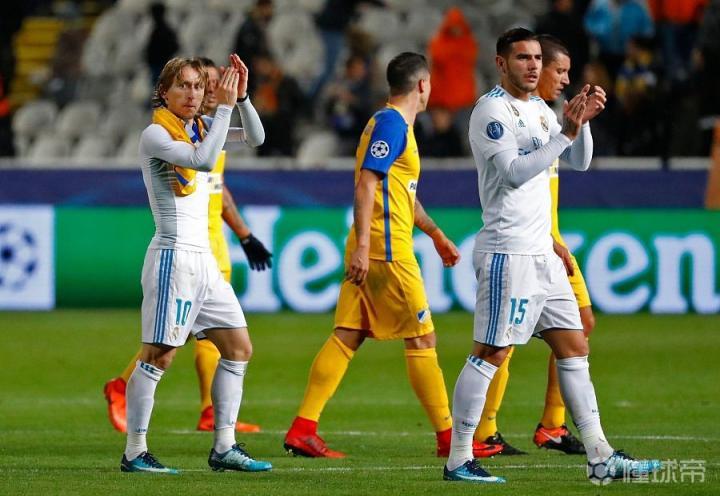 博特内廷头槌破门，皇马晋级欧冠半决赛